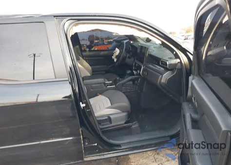 2024 Toyota Tacoma Trd Off Road z USA, uszkodzony, nr VIN 3TMLB5JNXRM031765